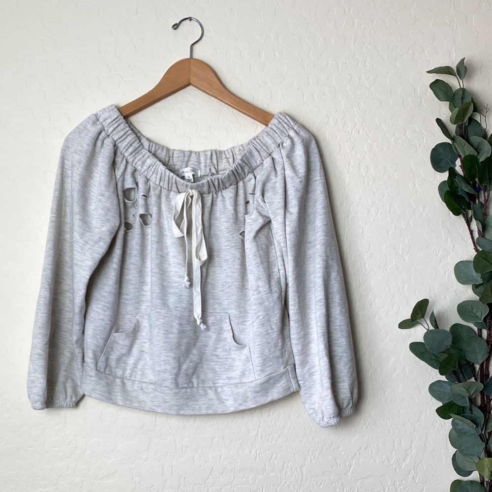 Active USA Sweater Small